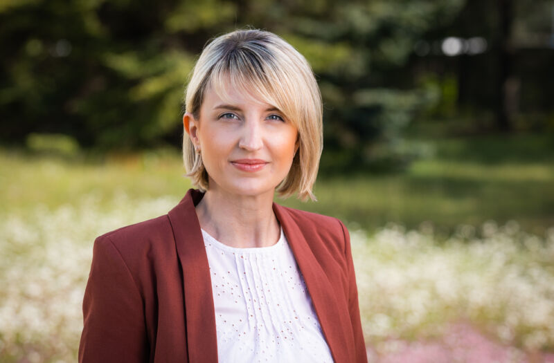 Das Bild zeigt Sarah Klinger.