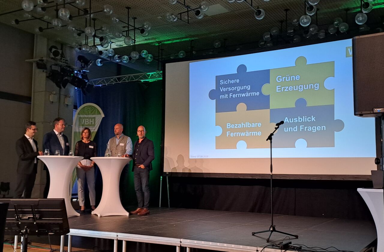 Die VBH-Geschäftsführung bei der 2. Bürgerinformationsveranstaltung
