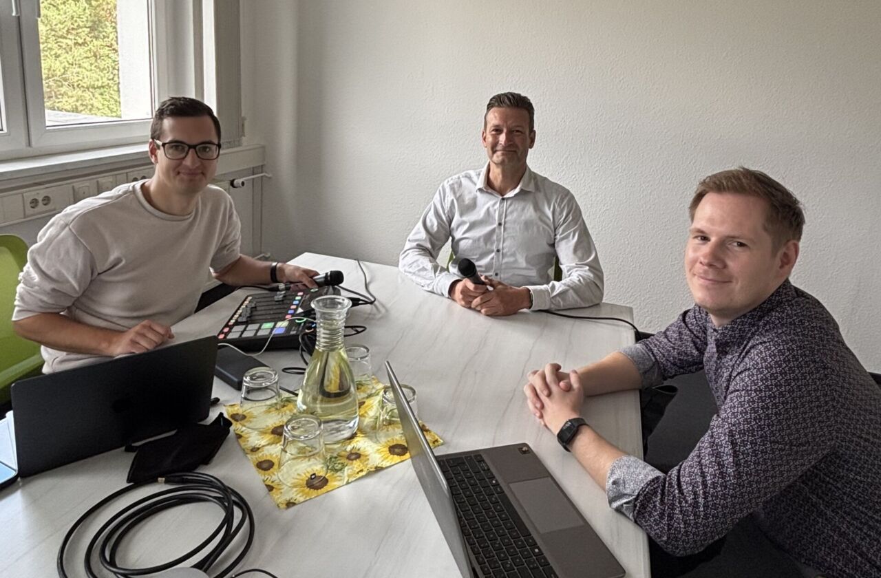 Florian Glatter, Michael Trela und Ronny Kirbach (v.l.n.r.) bei der Aufnahme des Podcast